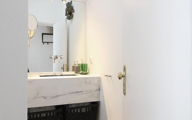 Senhora do Cabo Meco