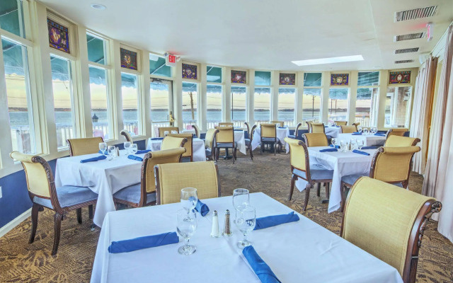 Club Wyndham Bay Voyage Inn