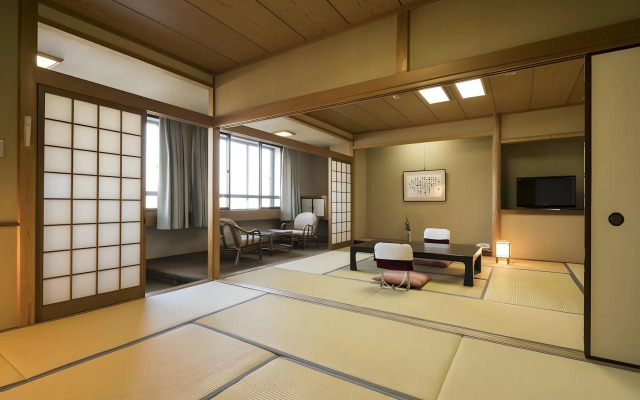 Nara Park Hotel