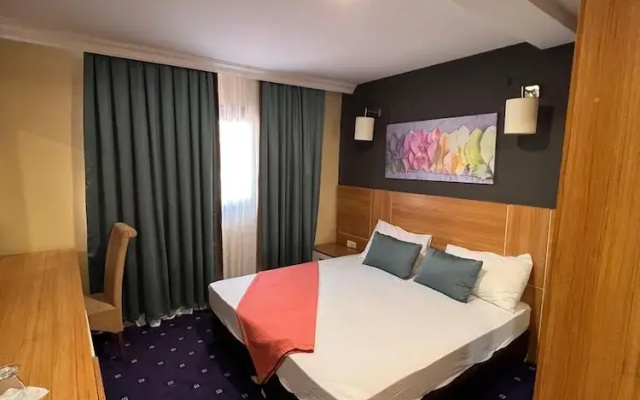 Kasabali Hotel