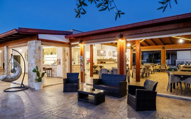 Apartment in Vieste With Garden
