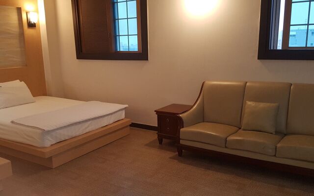 Daegu Hilltop Hotel