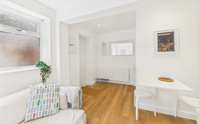 Host Stay The Surf Shack