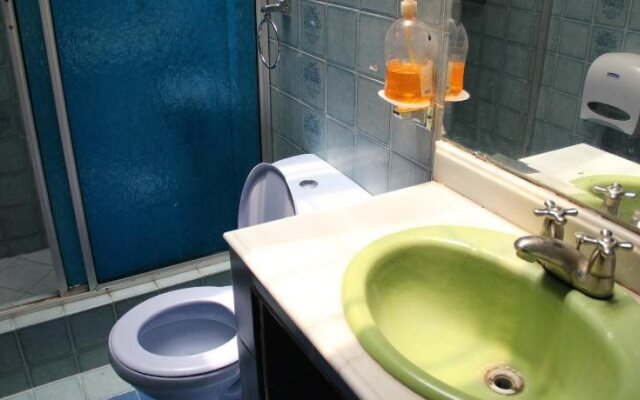 Drop Bear Hostel