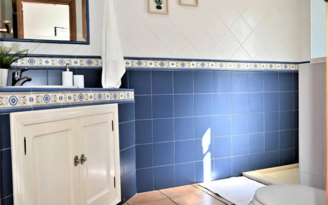 "Ñ" Casa Rural El Romeral - ALEGRÍA Housing