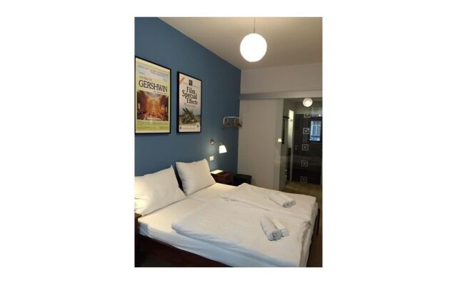 Central Station Studios II - Vacation Rentals
