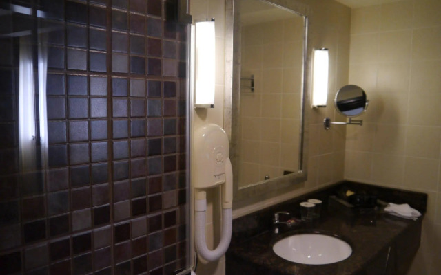 Best Western Premier Muscat