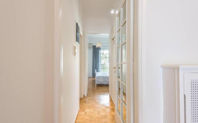 NEW! Bright & Remodeled 1Bed apt 2min Walk to Acropolis