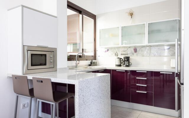 Home2Book Center Design Apartment Santa Cruz