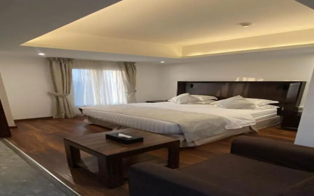 Helat hotel