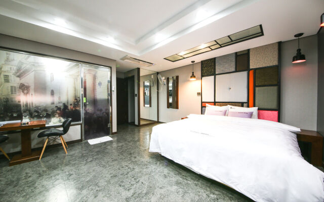 Gupo Boutique Hotel