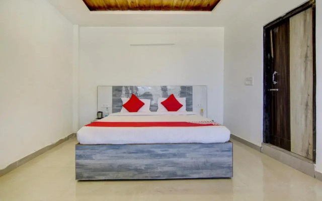 OYO Flagship 80477J Hotel Mount Delight