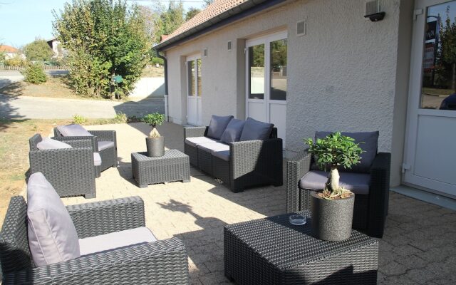 Hôtel Kyriad Besancon - Ecole Valentin