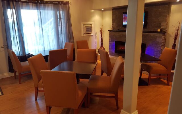 Bayside Inn & Waterfront Suites