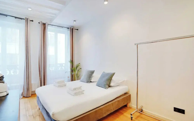 Stunning Apartment - 4br/8p - Mail