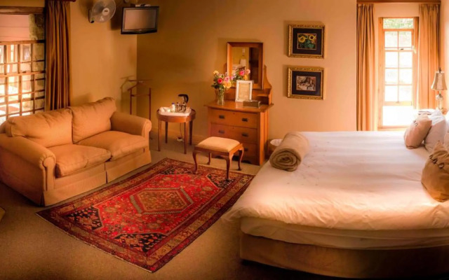 The FarSide Country Manor