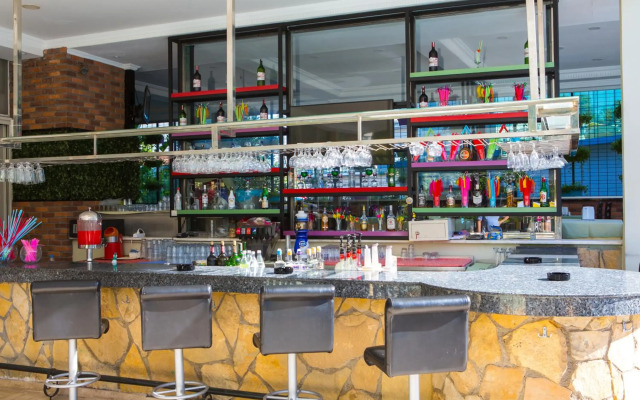 Gardenia Beach Hotel - All Inclusive