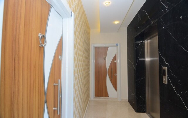 Luxury 2 Bedroom Flat 200 Meters to the sea