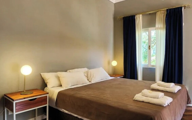 El Cerquero, Guest House