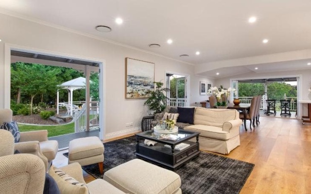 The Farmhouse Eumundi B&B – Guest Rooms – Eumundi