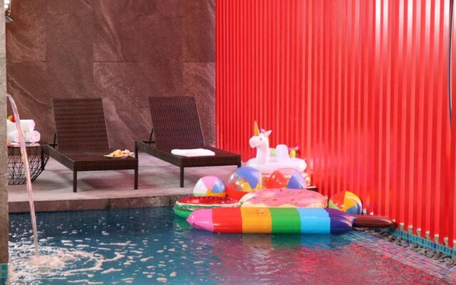 Red Hotel Cubao, Quezon City