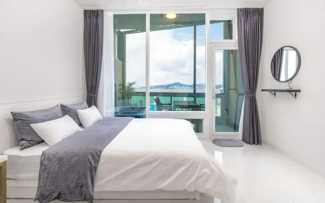 Yeosu Hemiswi SPA Pension