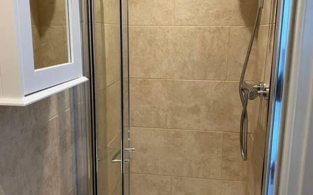 Charming 1-bed Studio in Coventry