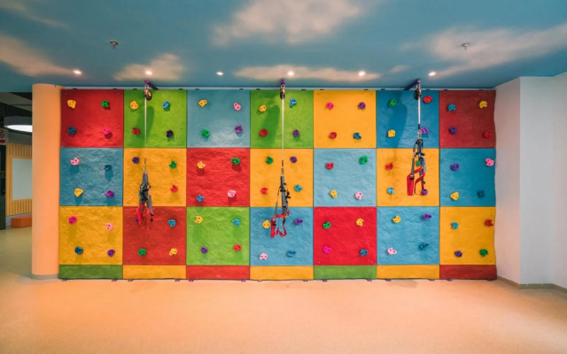 Dongyang Fenghuang Valley Narada Resort and Spa