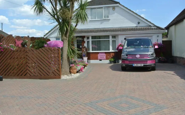 Coast 77 B&B