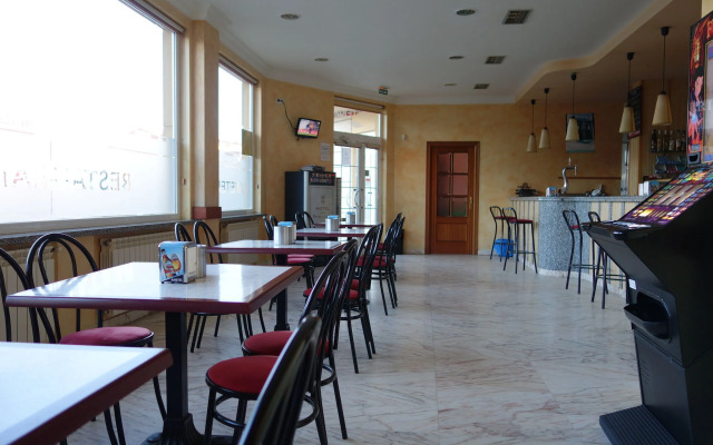 Hotel Reyes de León