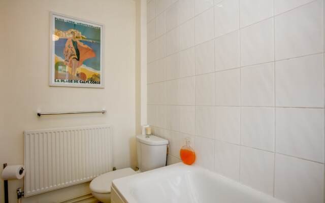 Close To Highbury And Islington 1 Bedroom Flat