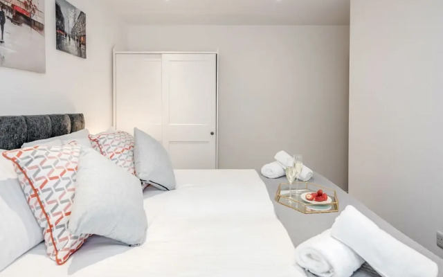 Watford Central Apartment - Modernview Serviced Accommodation