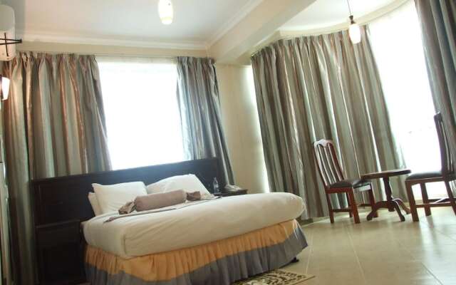 Graceland Hotel