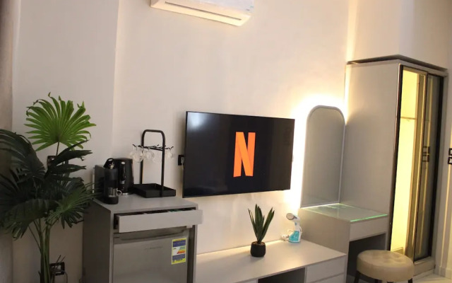 Elite Hotel