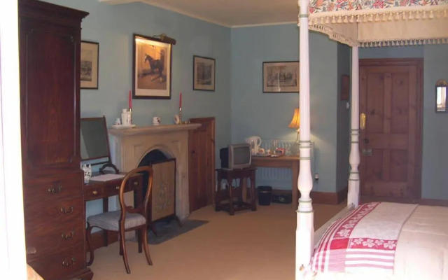 Lullington House