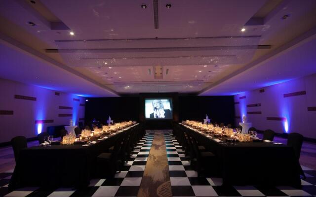 The Stones - Legian, Bali - Marriott Autograph Collection Hotel