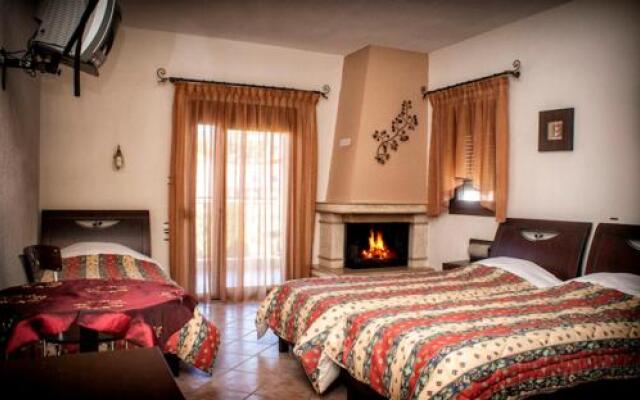 Karipidis Hotel