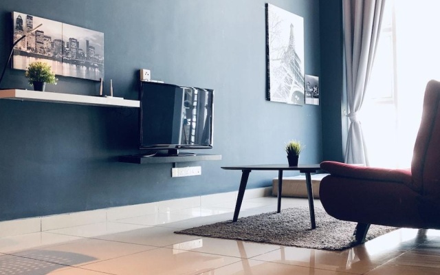 Scott Garden - Mid Valley by Leisure2U - Cheap stay, check in out time and price negotiable – Guest Rooms – Kuala Lumpur