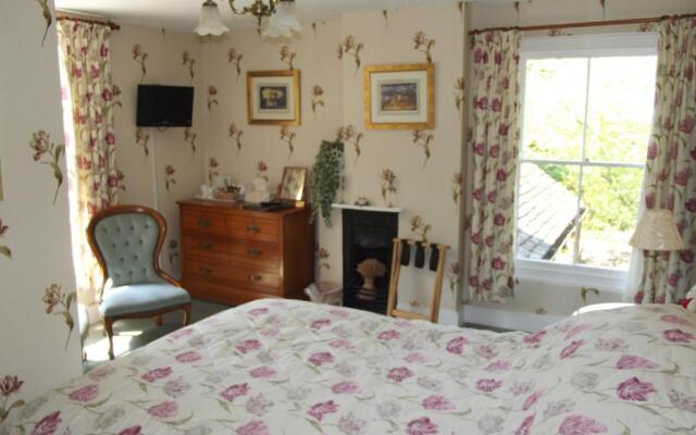 Holdfast Cottage Hotel