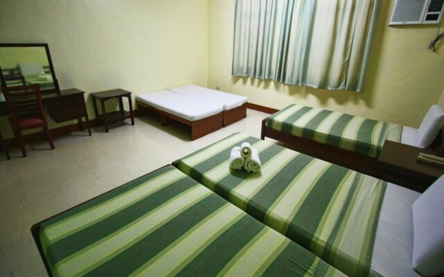 Travelbee Capitol Inn