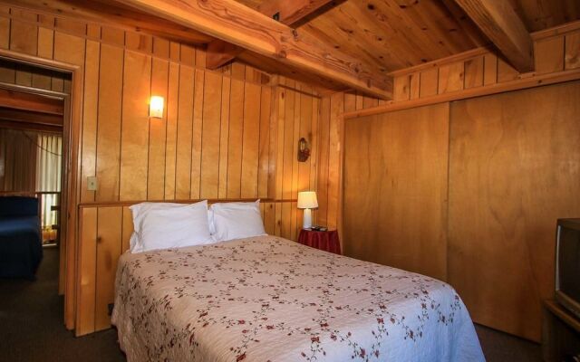 Sutherland 1055 by RedAwning