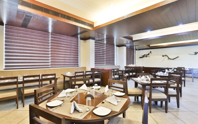 OYO 4320 Hotel Aum Regency