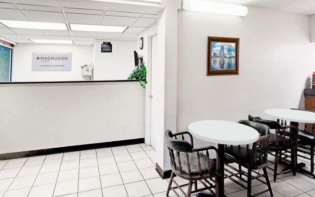 Magnuson Hotel Jacksonville Downtown