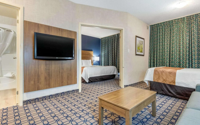 Quality Suites Whitby