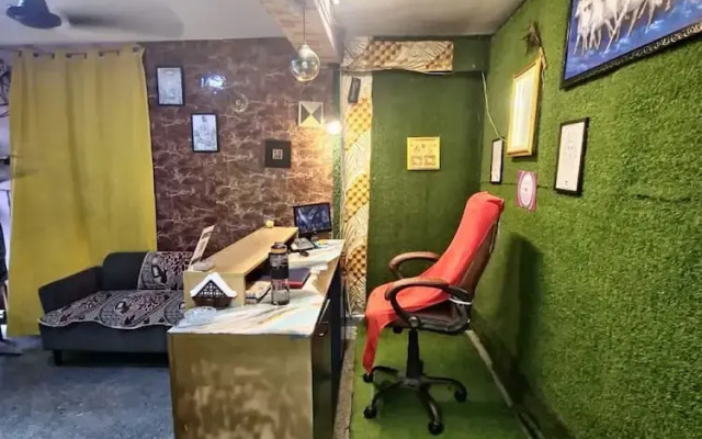 Green Orbit Hotel