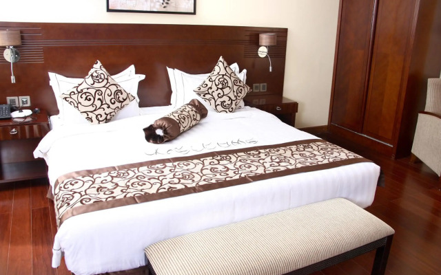 The White Rhino Hotel
