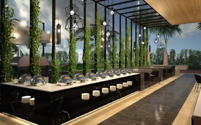 Seven Seas Hotel Blue