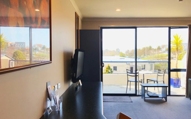 Bay Viaduct Motor Lodge