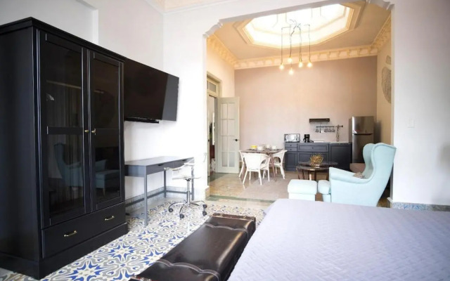 AmazINN Places Rooftop and Jacuzzi VIII