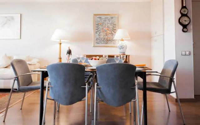 Les Corts Family Apartment III